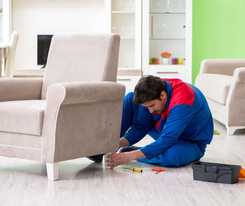 Weitere Möbel montieren